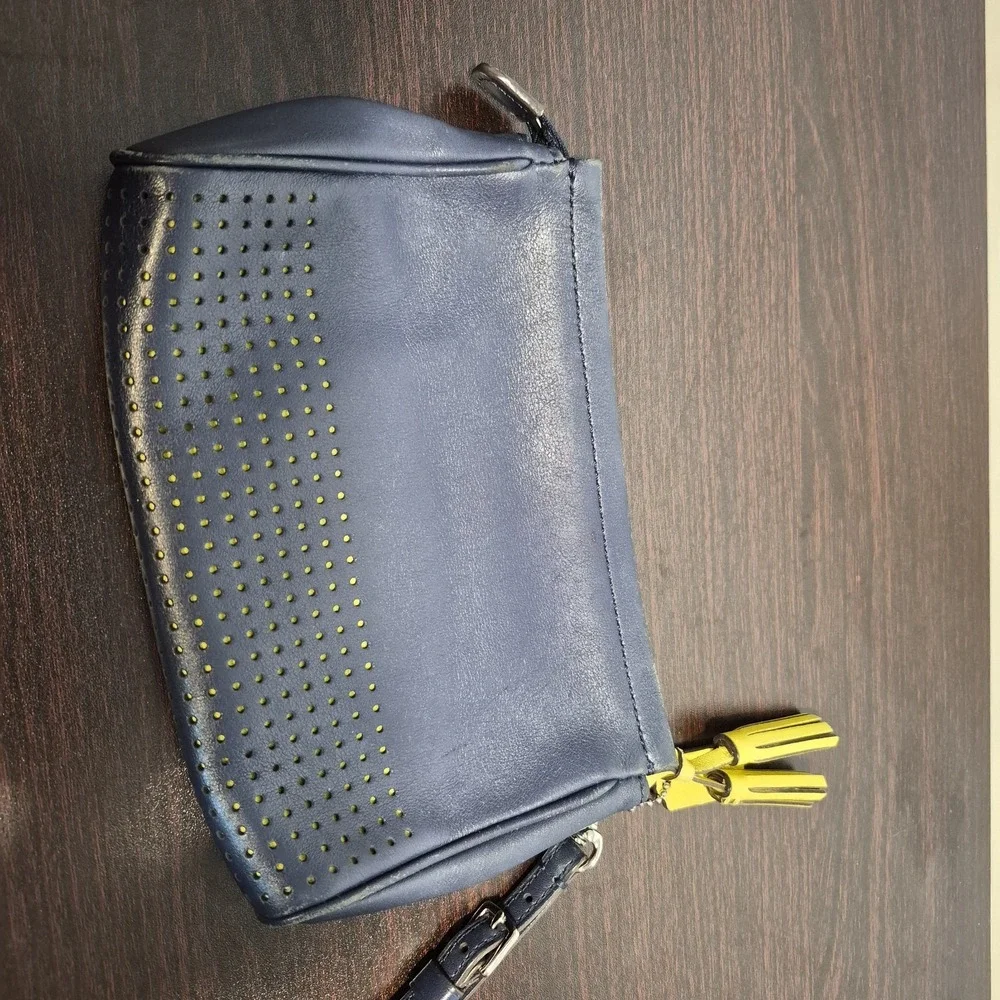 Coach legacy navy